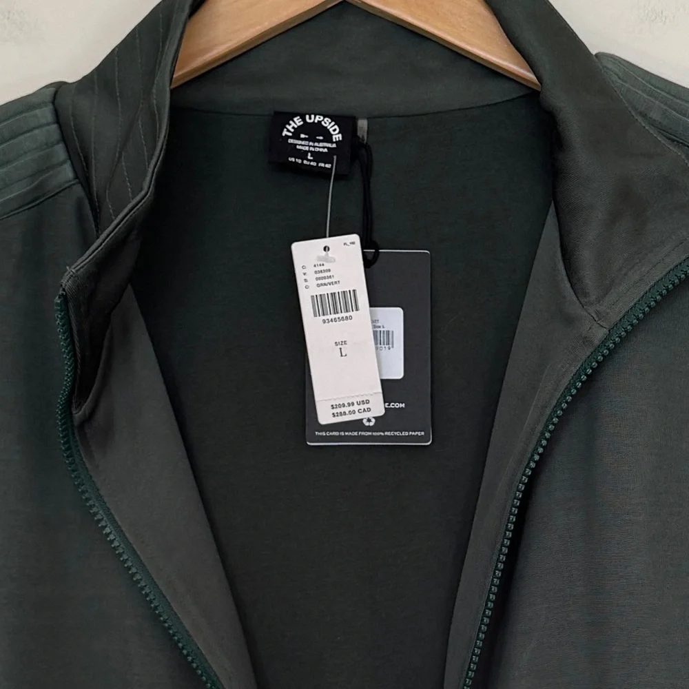 The Upside Roulette Jacket - Picture 6 of 7